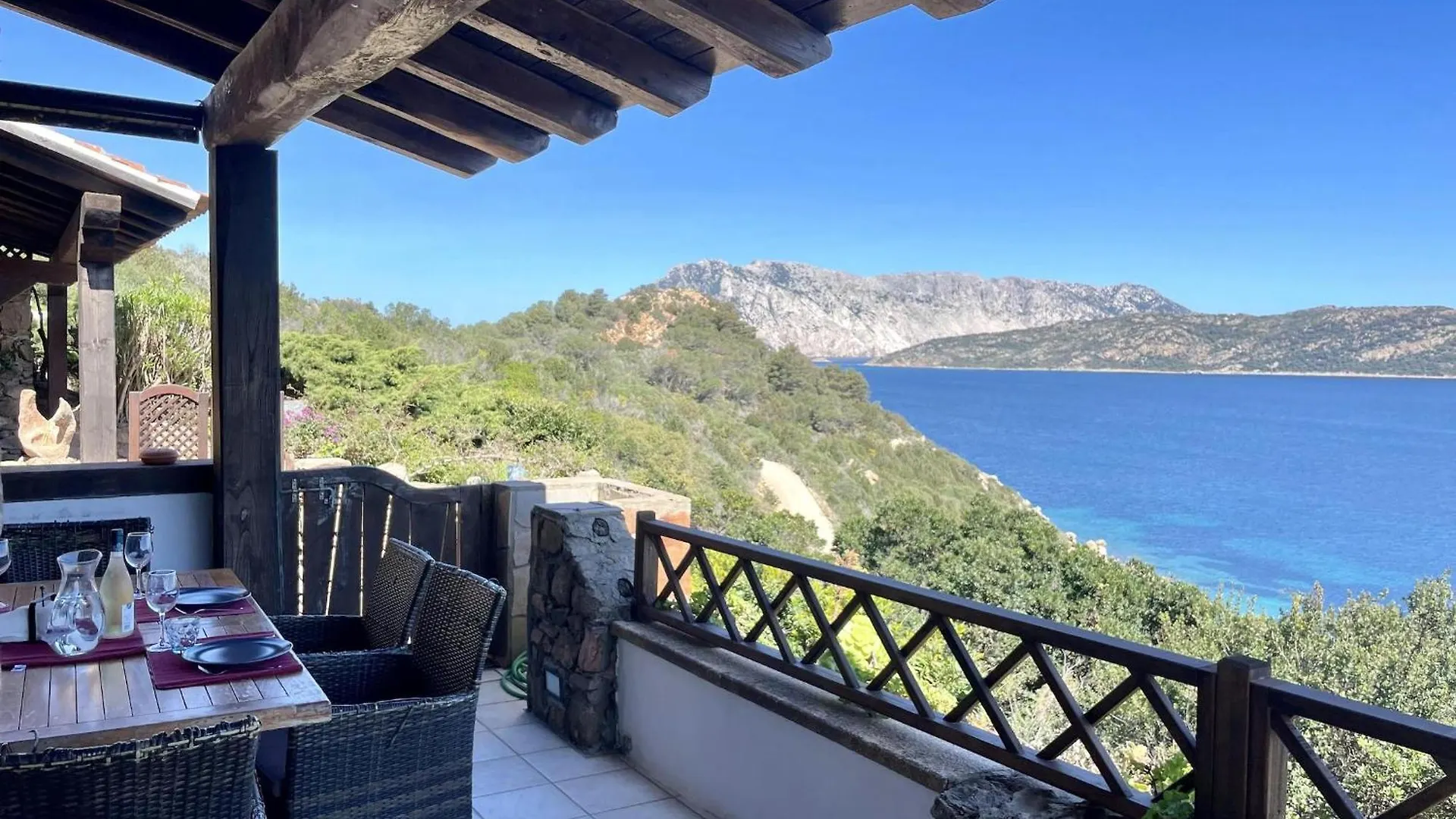 Punta Est Trilocale Stupenda Vista Mare Apartment Capo Coda Cavallo